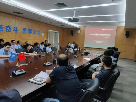 党支部积极响应党委《倡议》开展专题主题党日